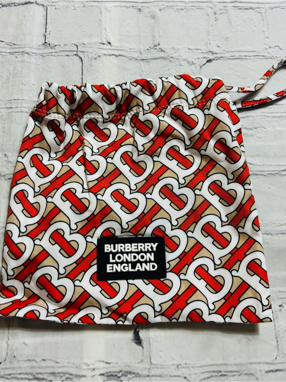 Burberry TB Monogram Print Face Mask & Drawstring Bag Logo Tan Orange White NWT